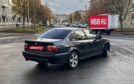 BMW 5 серия, 2001 год, 550 000 рублей, 3 фотография