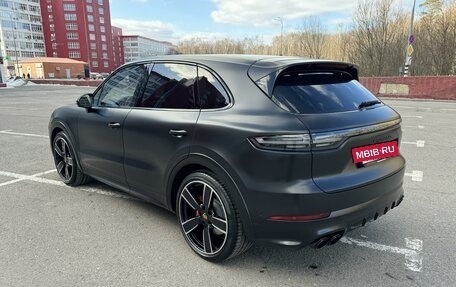 Porsche Cayenne III, 2022 год, 20 000 000 рублей, 7 фотография