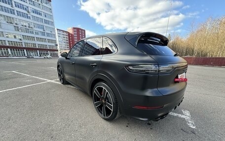 Porsche Cayenne III, 2022 год, 20 000 000 рублей, 17 фотография