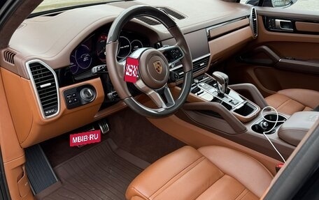 Porsche Cayenne III, 2022 год, 20 000 000 рублей, 38 фотография