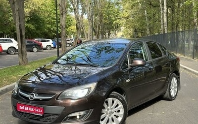 Opel Astra J, 2013 год, 895 000 рублей, 1 фотография