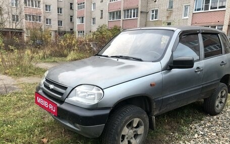 Chevrolet Niva I рестайлинг, 2005 год, 450 000 рублей, 2 фотография