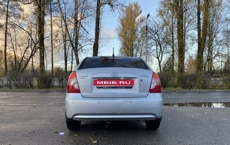 Hyundai Verna II, 2008 год, 590 000 рублей, 4 фотография