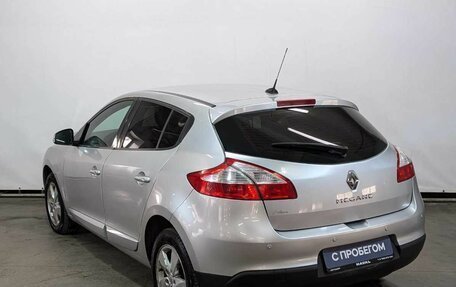 Renault Megane III, 2011 год, 850 000 рублей, 7 фотография