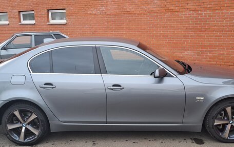 BMW 5 серия, 2009 год, 1 200 000 рублей, 9 фотография