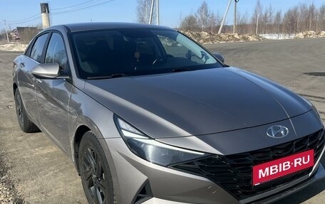 Hyundai Elantra, 2021 год, 1 950 000 рублей, 1 фотография