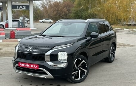 Mitsubishi Outlander, 2023 год, 4 590 000 рублей, 13 фотография