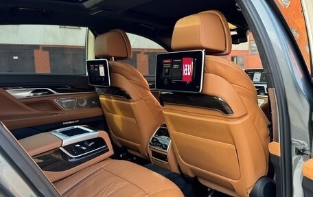 BMW 7 серия, 2017 год, 8 100 000 рублей, 18 фотография