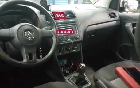 Volkswagen Polo VI (EU Market), 2013 год, 951 000 рублей, 4 фотография