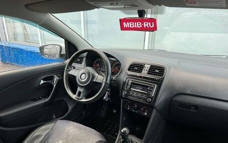 Volkswagen Polo VI (EU Market), 2013 год, 700 000 рублей, 12 фотография