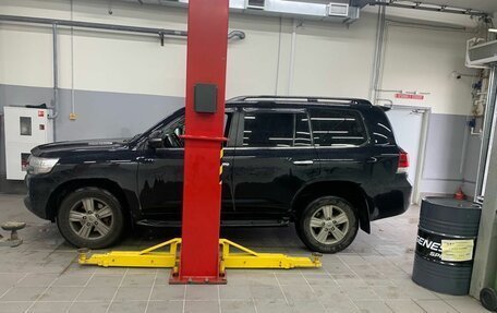 Toyota Land Cruiser 200, 2020 год, 7 697 000 рублей, 23 фотография