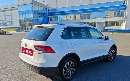 Volkswagen Tiguan II, 2018 год, 3 200 000 рублей, 5 фотография