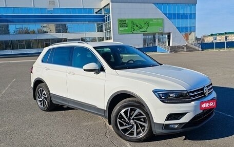 Volkswagen Tiguan II, 2018 год, 3 200 000 рублей, 3 фотография