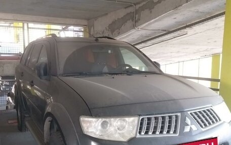 Mitsubishi Pajero Sport II рестайлинг, 2013 год, 1 800 000 рублей, 4 фотография