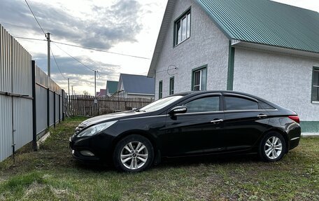 Hyundai Sonata VI, 2010 год, 1 080 000 рублей, 2 фотография