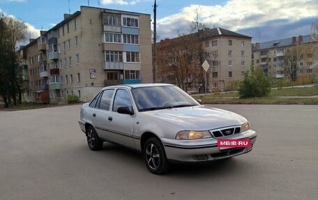 Daewoo Nexia I рестайлинг, 2004 год, 135 000 рублей, 2 фотография