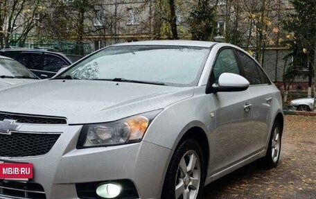 Chevrolet Cruze II, 2011 год, 740 000 рублей, 6 фотография