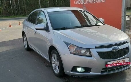 Chevrolet Cruze II, 2011 год, 740 000 рублей, 17 фотография