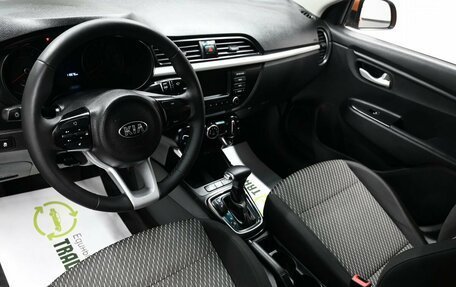 KIA Rio IV, 2018 год, 1 495 000 рублей, 9 фотография