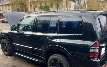 Mitsubishi Pajero III рестайлинг, 2002 год, 1 500 000 рублей, 4 фотография