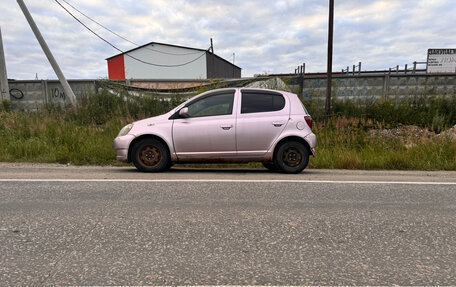 Toyota Vitz, 2000 год, 330 000 рублей, 2 фотография