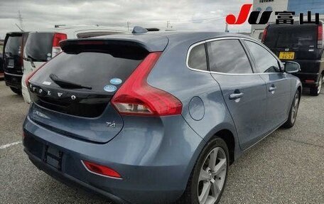 Volvo V40 II рестайлинг, 2014 год, 960 000 рублей, 4 фотография