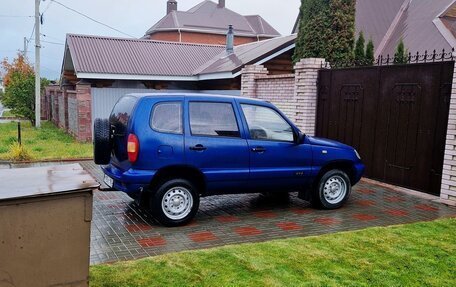 Chevrolet Niva I рестайлинг, 2006 год, 325 000 рублей, 2 фотография