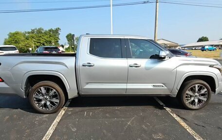 Toyota Tundra, 2023 год, 11 400 000 рублей, 4 фотография