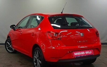 SEAT Ibiza IV рестайлинг 2, 2014 год, 890 000 рублей, 4 фотография