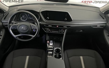 Hyundai Sonata VIII, 2021 год, 2 750 000 рублей, 14 фотография