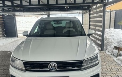 Volkswagen Tiguan II, 2017 год, 2 600 000 рублей, 1 фотография