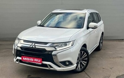 Mitsubishi Outlander III рестайлинг 3, 2022 год, 3 550 000 рублей, 1 фотография