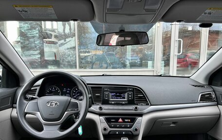 Hyundai Elantra VI рестайлинг, 2016 год, 1 520 000 рублей, 13 фотография