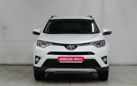 Toyota RAV4, 2018 год, 3 150 000 рублей, 2 фотография