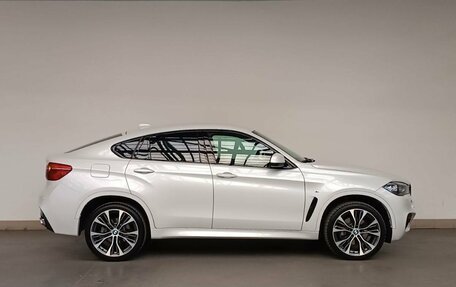 BMW X6, 2018 год, 5 600 000 рублей, 4 фотография