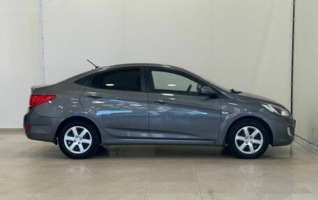 Hyundai Solaris II рестайлинг, 2013 год, 955 000 рублей, 10 фотография