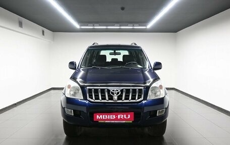 Toyota Land Cruiser Prado 120 рестайлинг, 2006 год, 1 995 000 рублей, 3 фотография