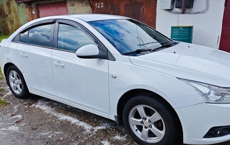 Chevrolet Cruze II, 2010 год, 830 000 рублей, 9 фотография