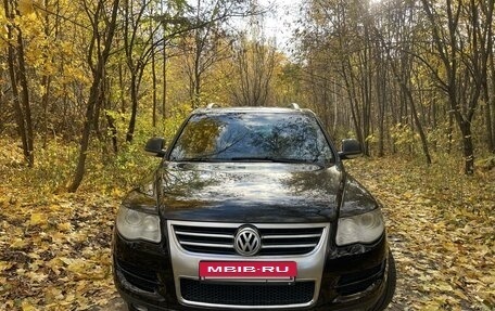 Volkswagen Touareg III, 2007 год, 1 670 000 рублей, 2 фотография