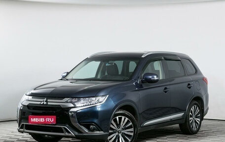 Mitsubishi Outlander III рестайлинг 3, 2019 год, 2 249 000 рублей, 1 фотография