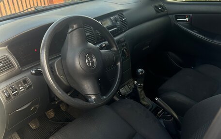 Toyota Corolla, 2005 год, 680 000 рублей, 8 фотография