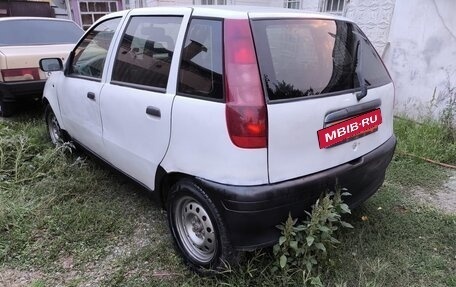 Fiat Punto III Punto Evo рестайлинг, 1998 год, 95 000 рублей, 7 фотография