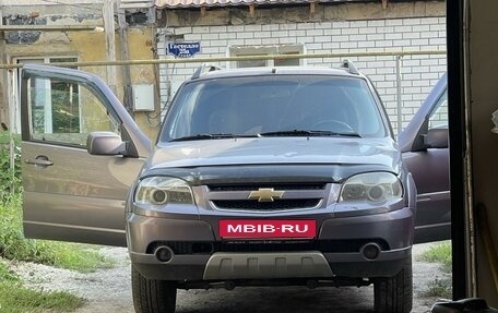 Chevrolet Niva I рестайлинг, 2010 год, 470 000 рублей, 1 фотография