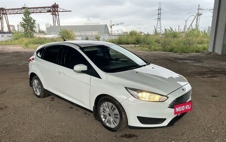 Ford Focus III, 2018 год, 1 050 000 рублей, 2 фотография