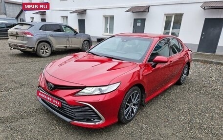 Toyota Camry, 2021 год, 3 350 000 рублей, 6 фотография