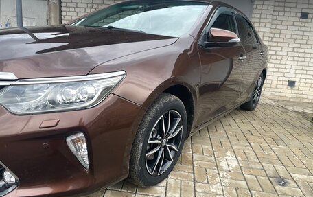 Toyota Camry, 2017 год, 2 650 000 рублей, 1 фотография