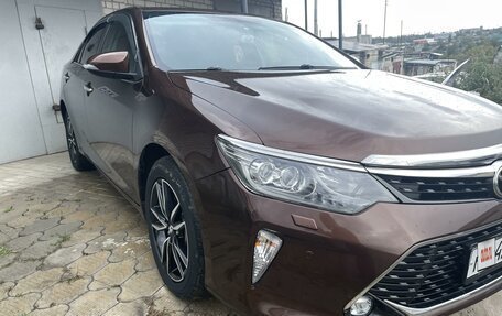 Toyota Camry, 2017 год, 2 650 000 рублей, 8 фотография