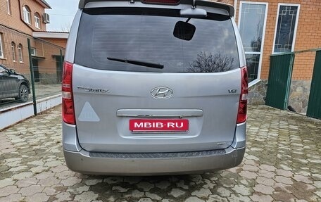 Hyundai H-1 II рестайлинг, 2016 год, 2 900 000 рублей, 7 фотография