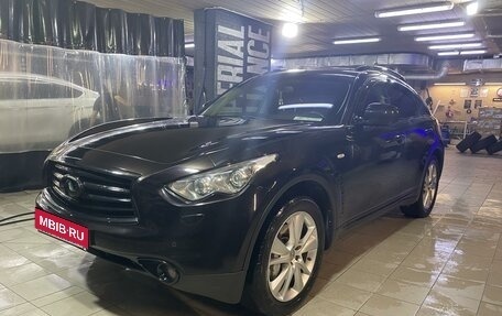 Infiniti FX II, 2012 год, 2 250 000 рублей, 1 фотография