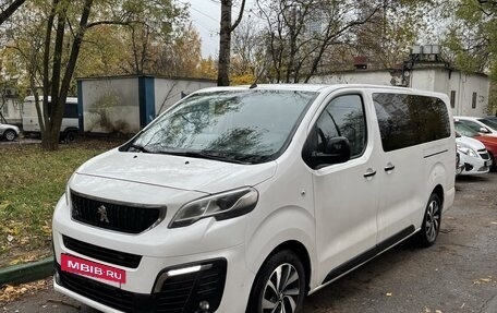 Peugeot Traveller I, 2018 год, 2 600 000 рублей, 2 фотография